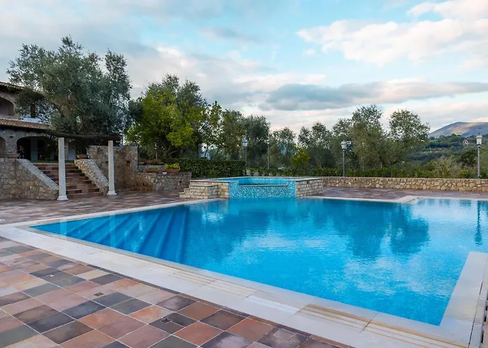 Lilium Luxury 4* Itri